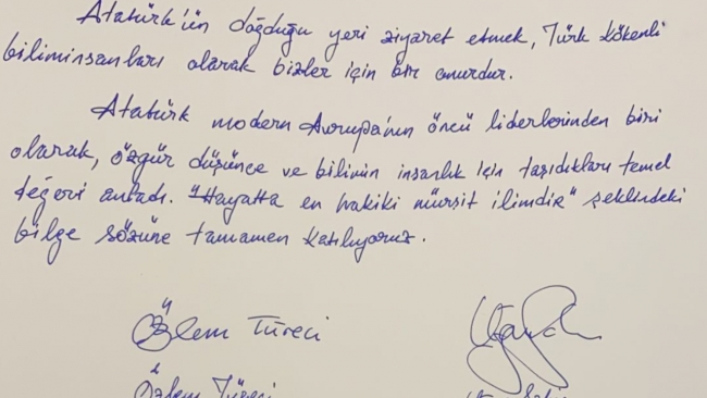 Özlem Türeci ve Uğur Şahin'den Atatürk Evi'ne ziyaret